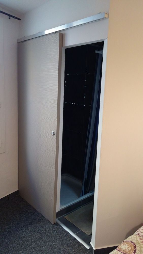 Mauguio Center Hôtel Standard Double Room 5