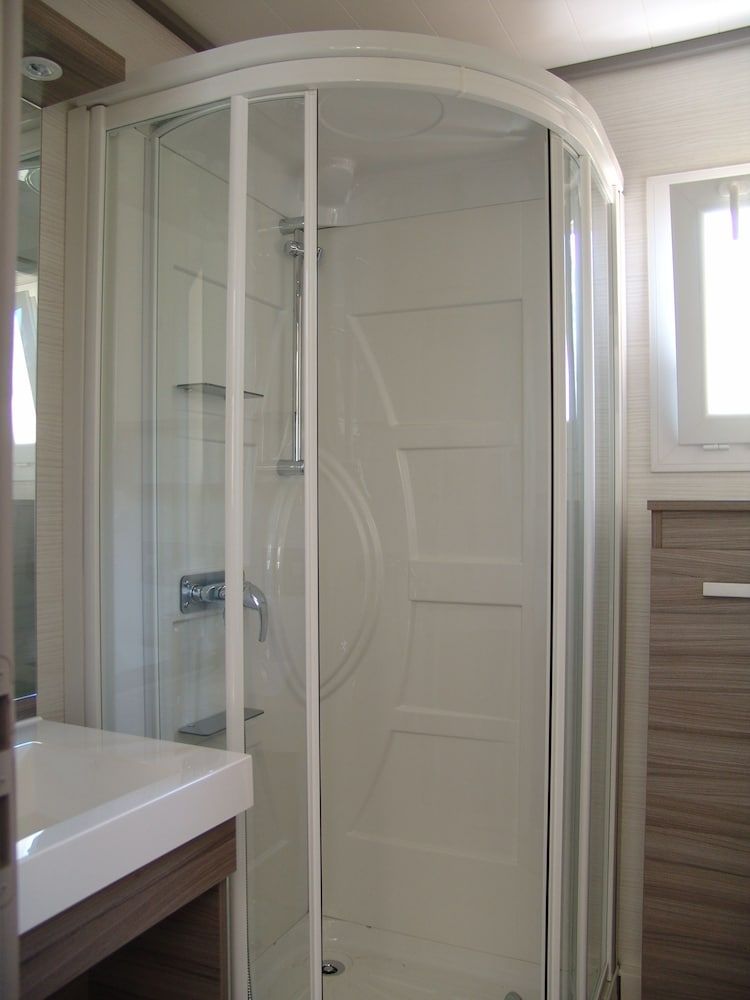 Village de vacances La Colline Des Ocres Chalet, 3 Bedrooms (Prestige) 16