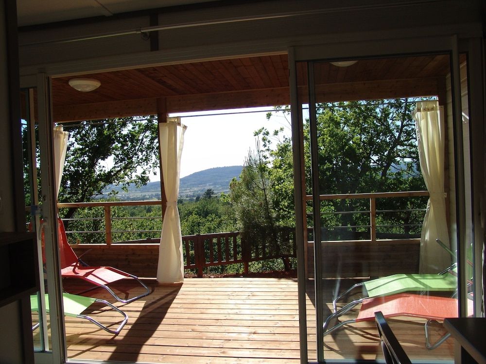 Village de vacances La Colline Des Ocres Chalet, 3 Bedrooms (Prestige) 4