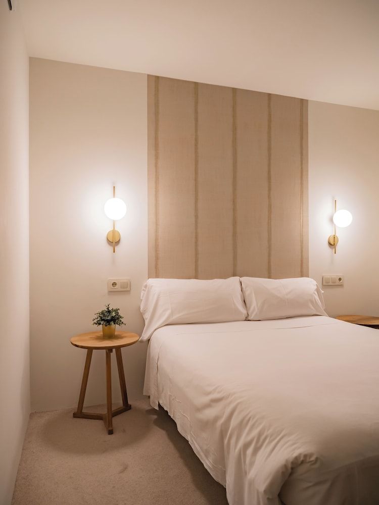 Hotel Oriente Matrimonio Casual (Interior Patio) 2