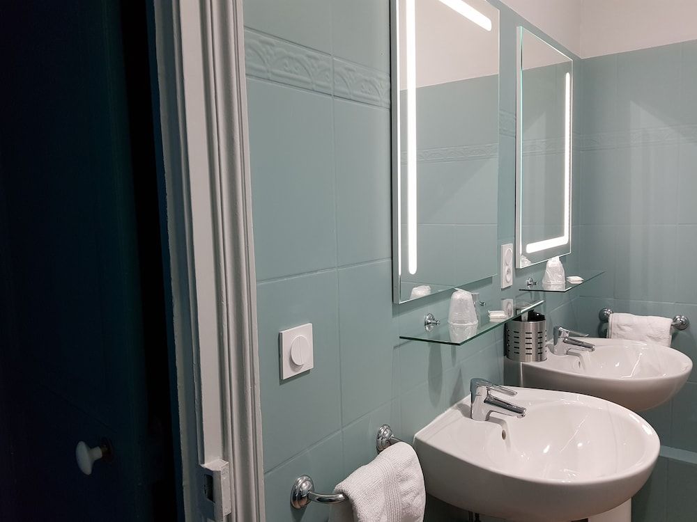 Hôtel de Paris Chambre Triple Privilège (3 pers)