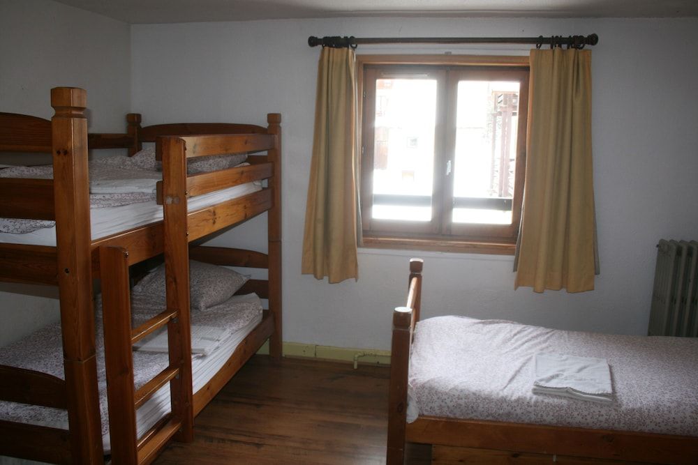 Family Room, Shared Bathroom