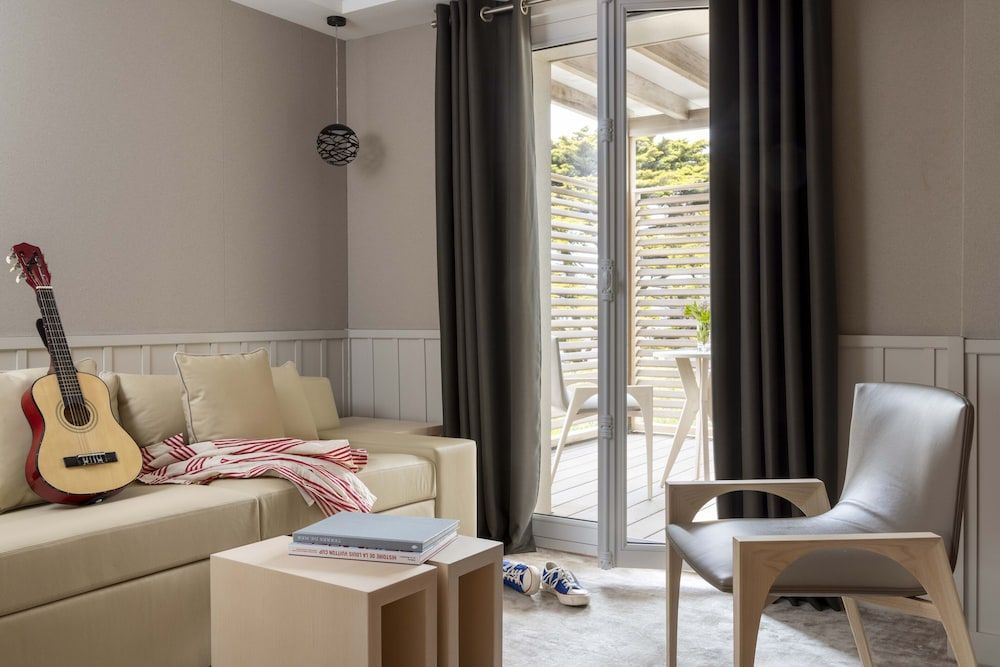 Hôtel Les Vikings Family Double Room 10