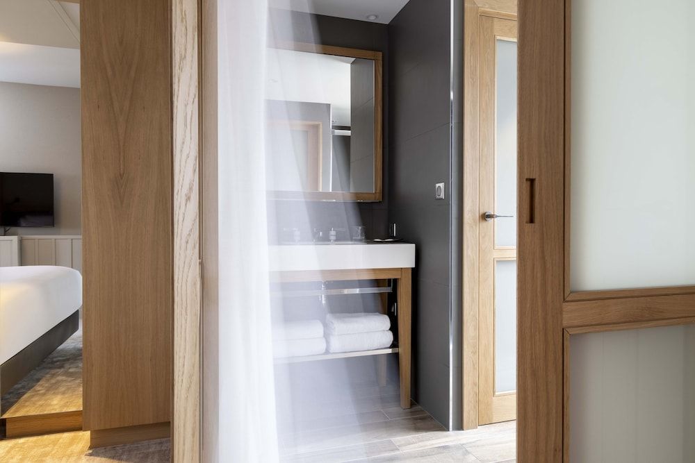 Hôtel Les Vikings Classic Room, Balcony, Beach View 8