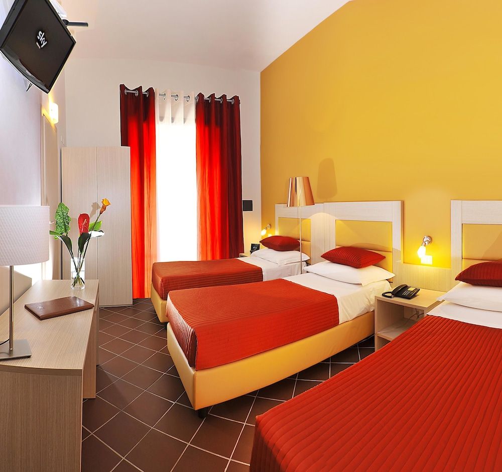 undefined Hotel Scott House Rome 2