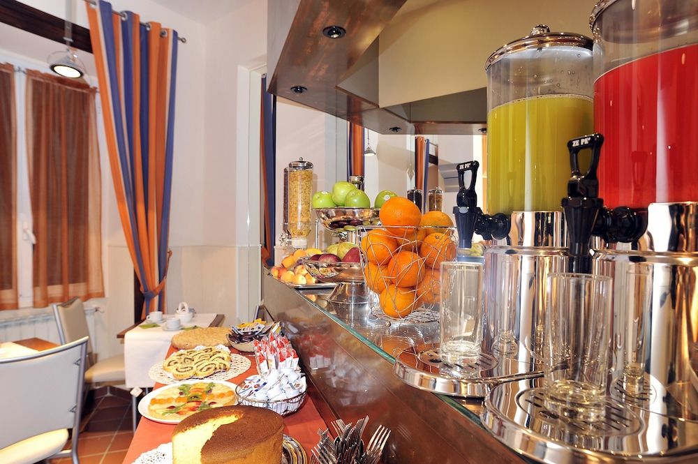 undefined Hotel Scott House Rome 7