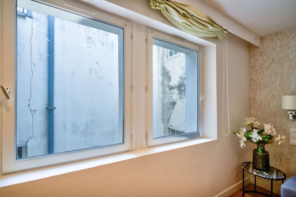 Apartments du Louvre - St-Honoré Duplex, 1 Bedroom 8