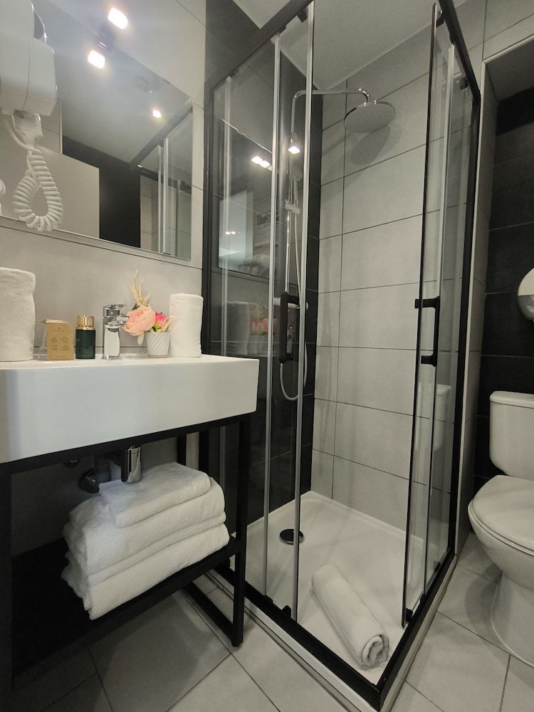 Hôtel Bristol Double Room 10