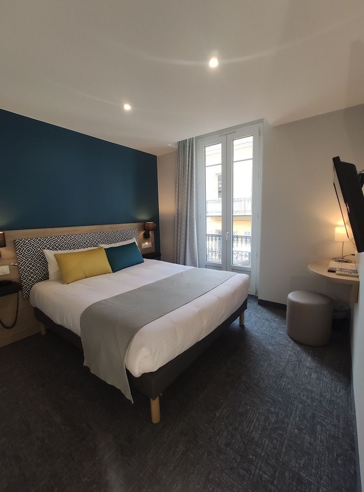 Hôtel Bristol Double Room