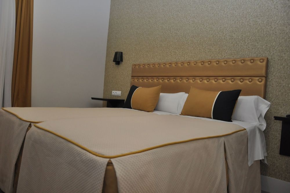 Hotel Selu Standard Twin Room 6