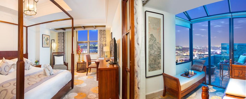 undefined Hangzhou Hua Chen International hotel 8