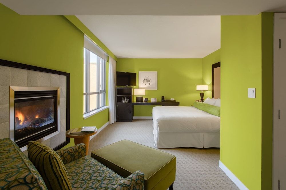 undefined OPUS Hotel Vancouver 3