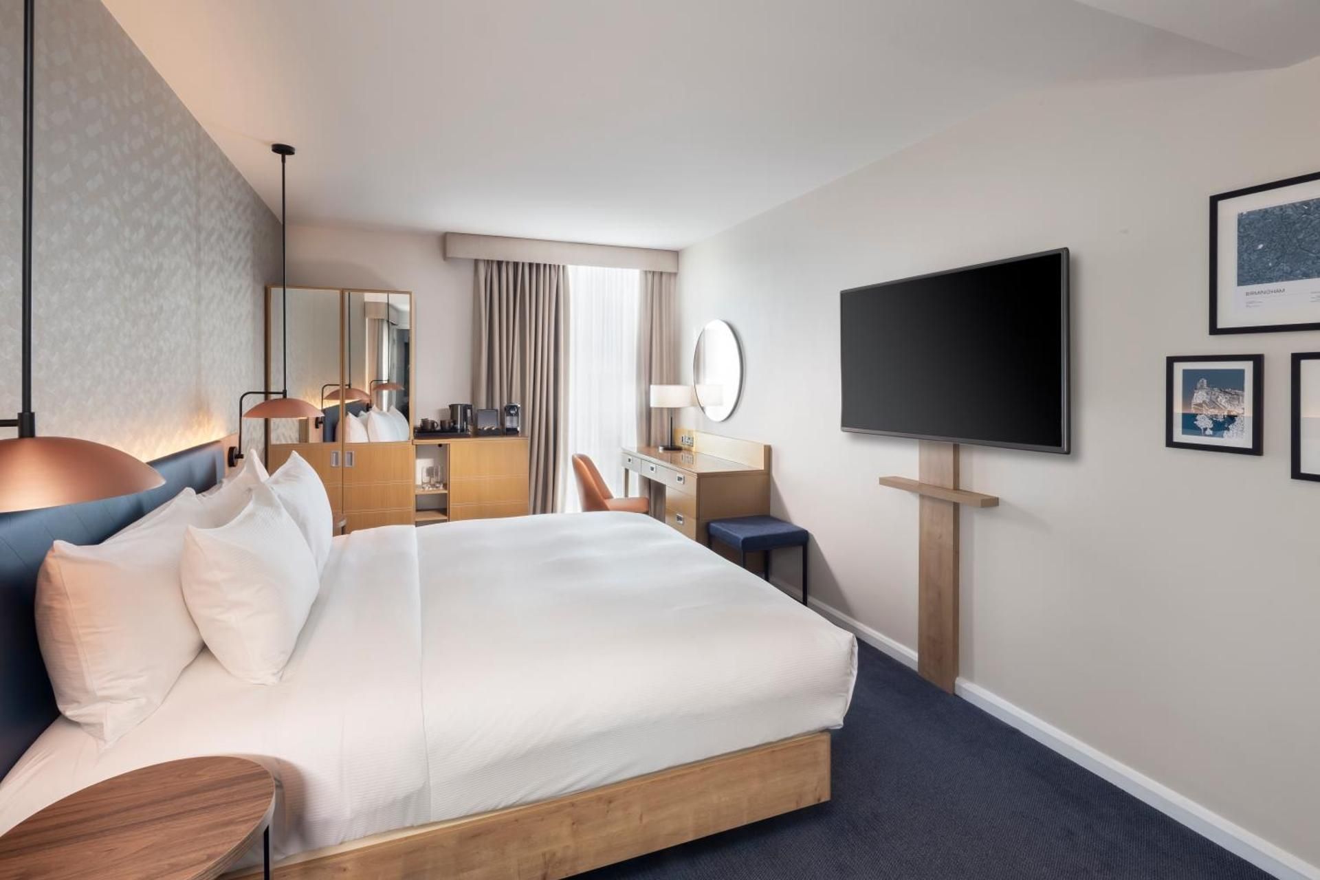 Deluxe King Room