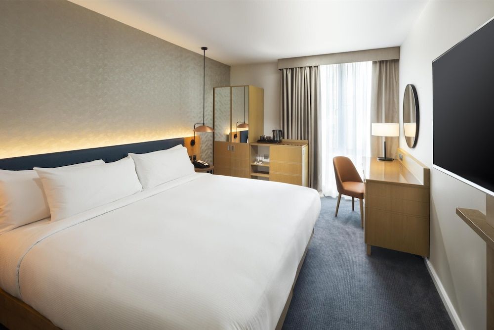 Deluxe Room, 1 King Bed