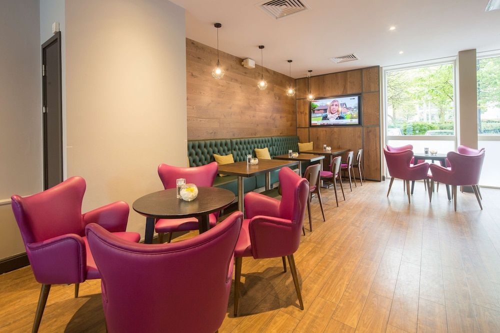 undefined Hilton Garden Inn Bristol City Centre 10
