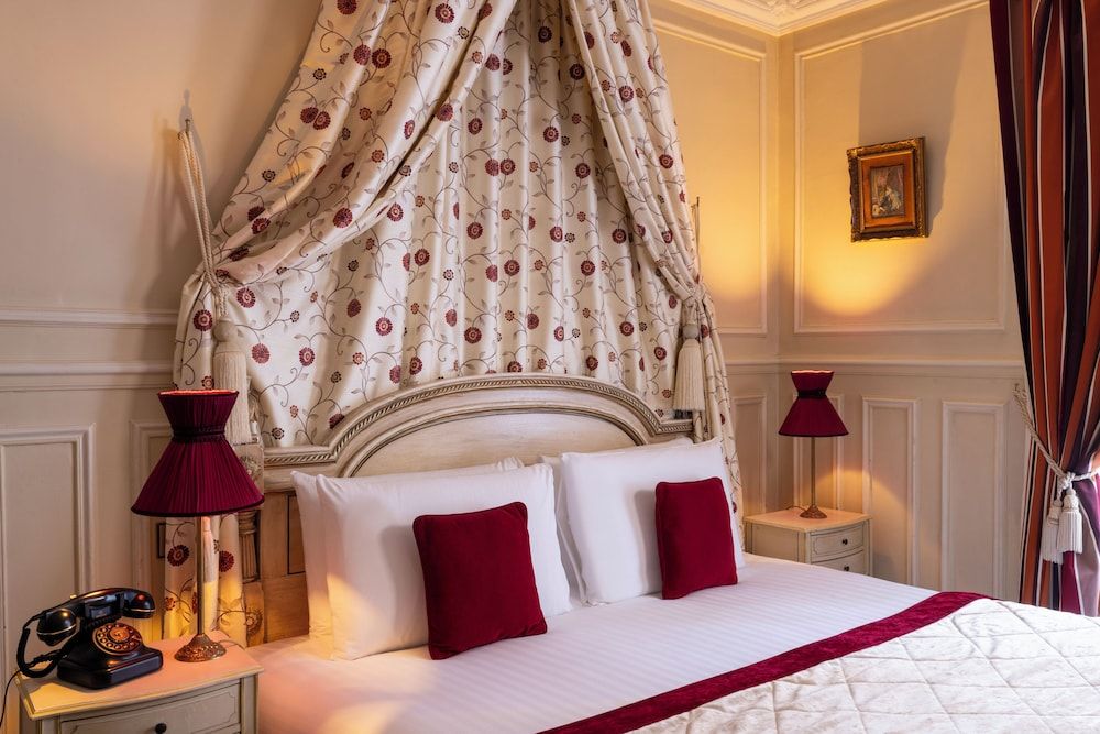 Prestige Suite