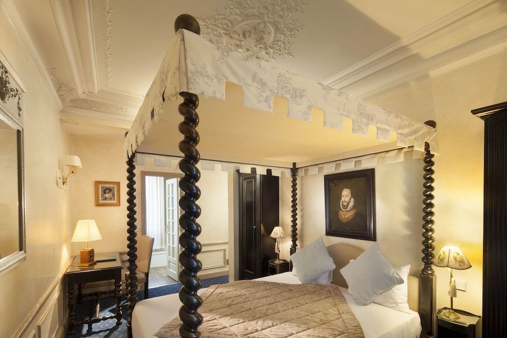 undefined Hotel Residence Henri IV
