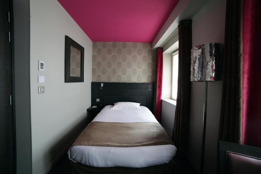 Hotel Aero Single Room 3
