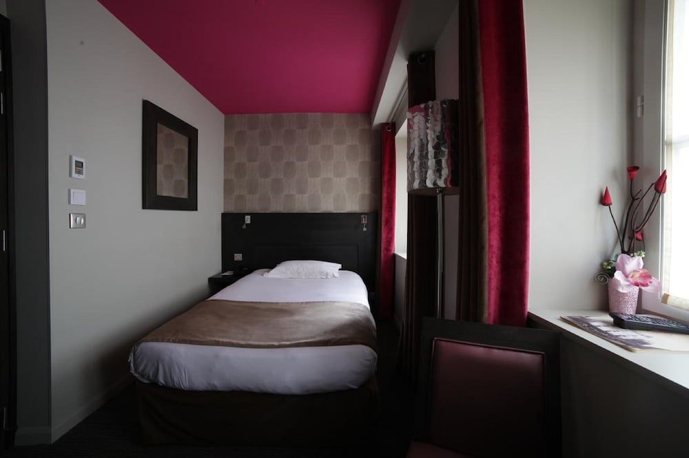 Hotel Aero Single Room