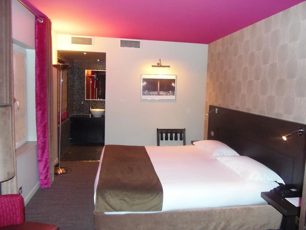 undefined Hotel Aero 10