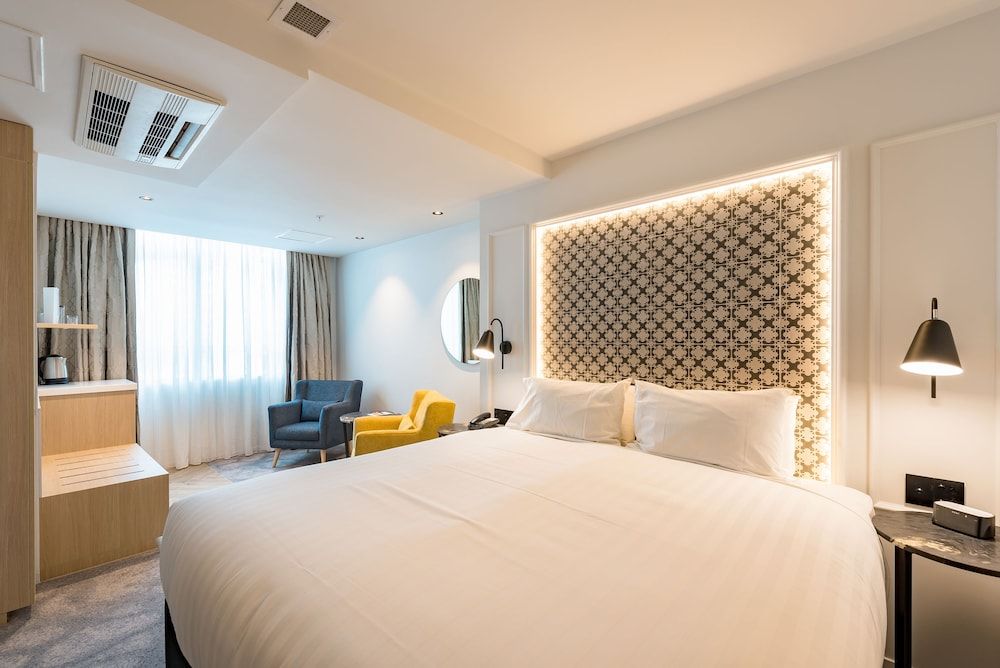 Legacy Airedale Hotel Auckland Classic Studio, 1 King Bed 2