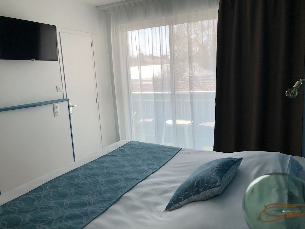 Superior Connecting Quadruple Room
