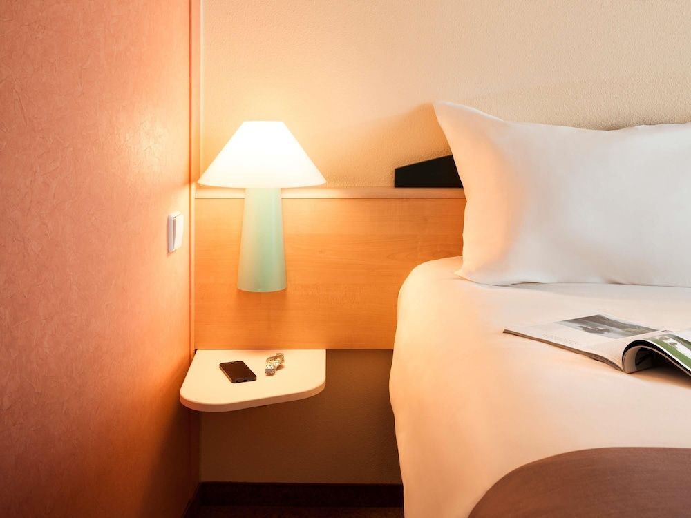 ibis Berlin Spandau Standard Double Room, 1 Double Bed 6