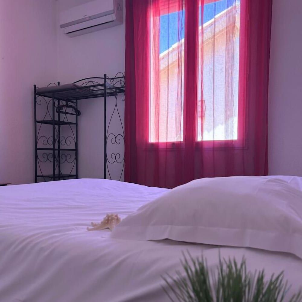 Hôtel Le Carnon Double Room 4