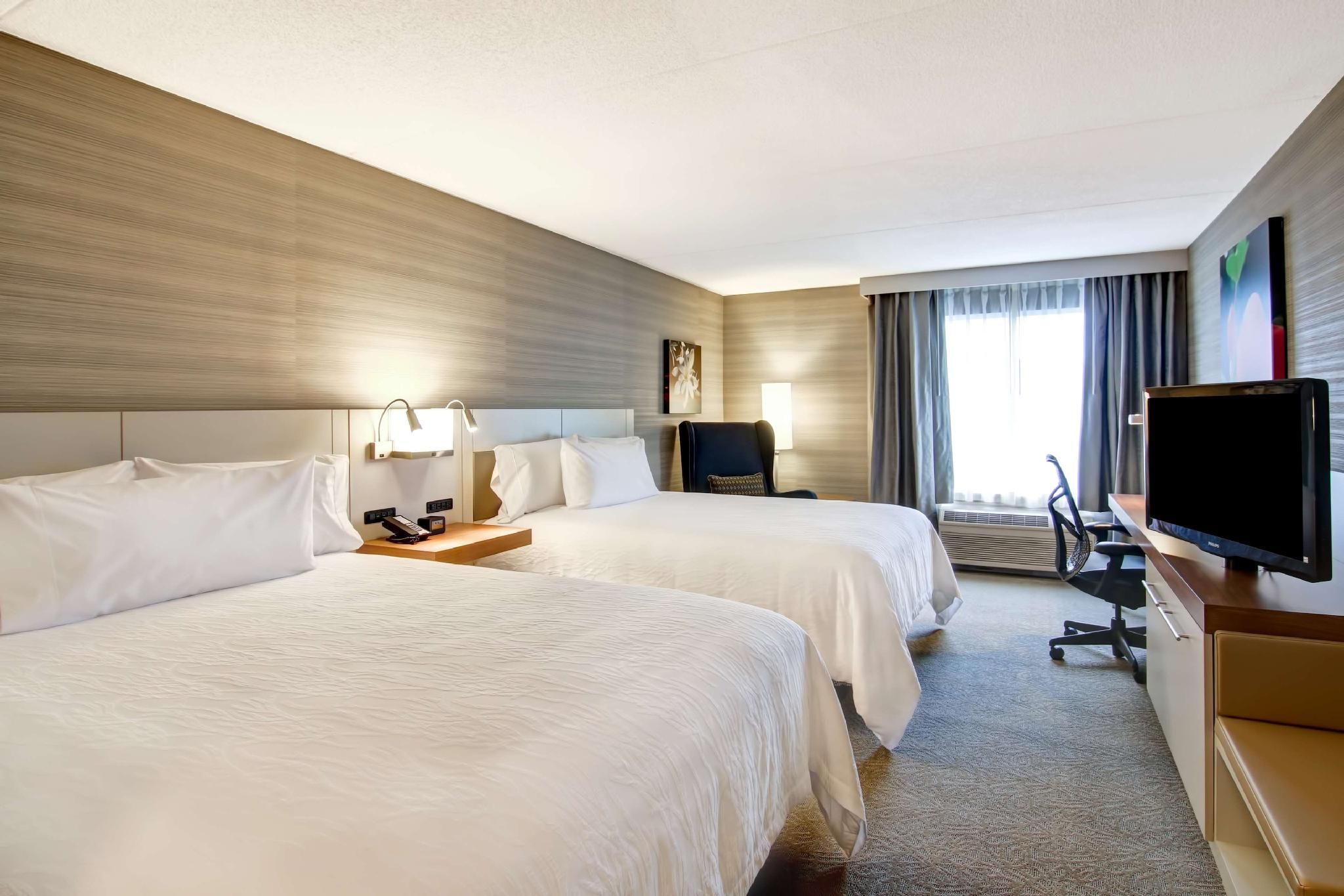 undefined Hilton Garden Inn Toronto - Mississauga 5