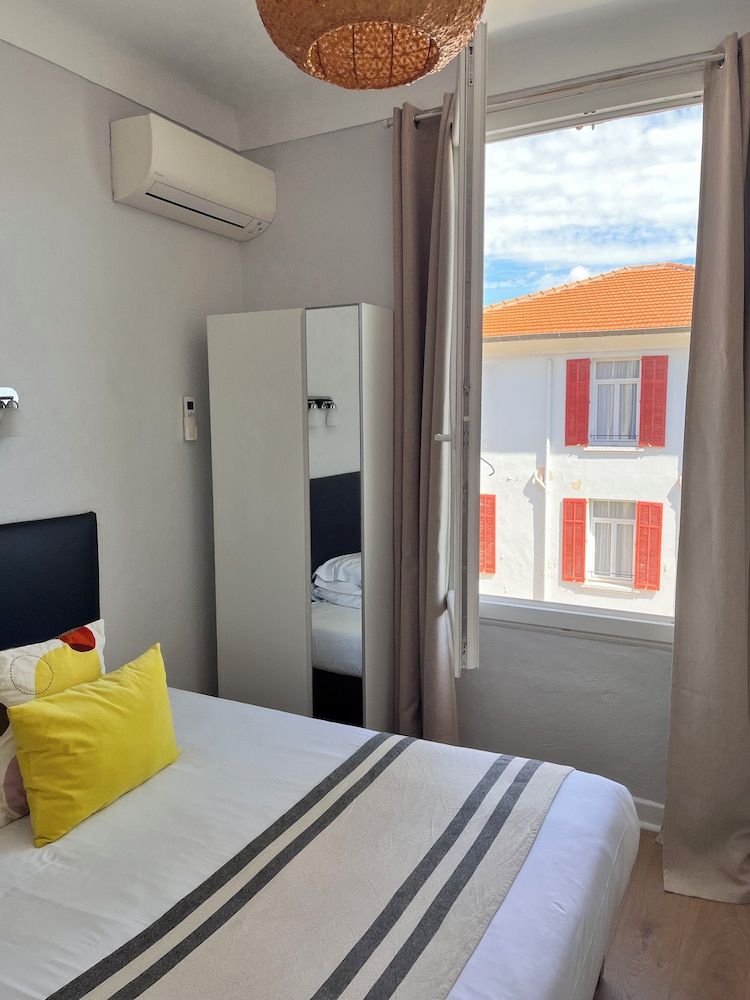 Economy Single Room