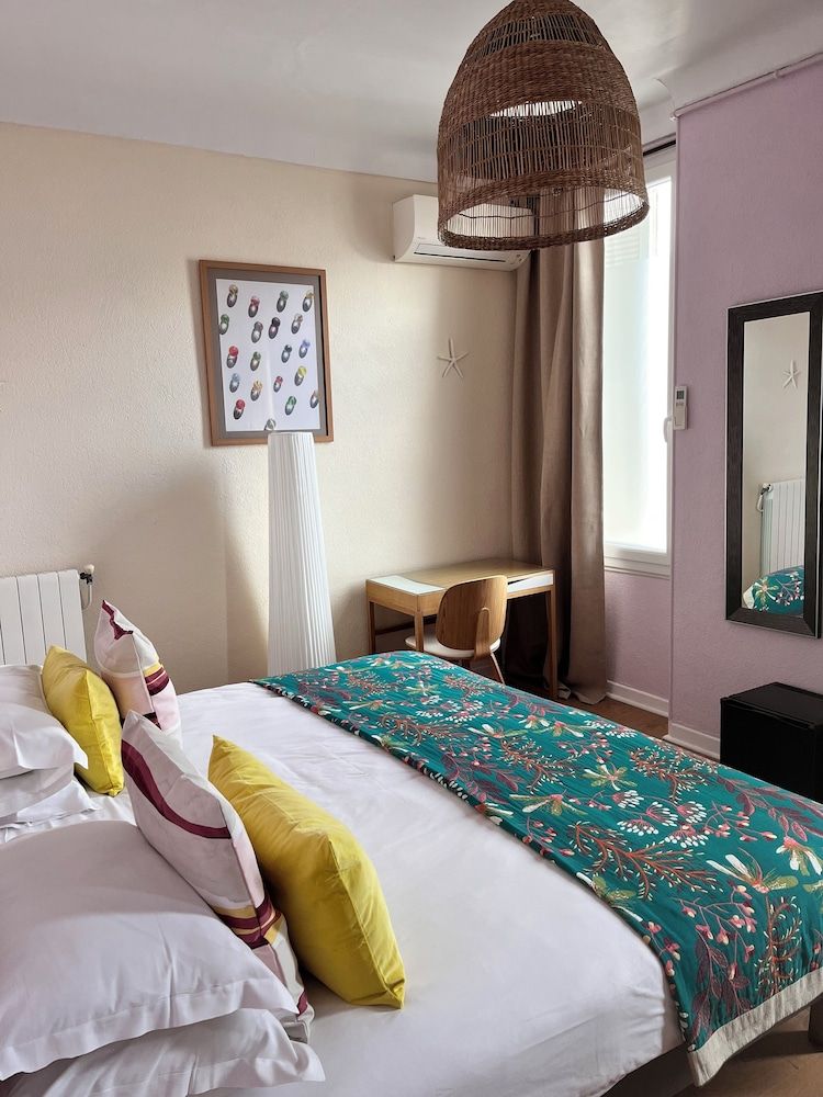 Classic Double Room, Courtyard View