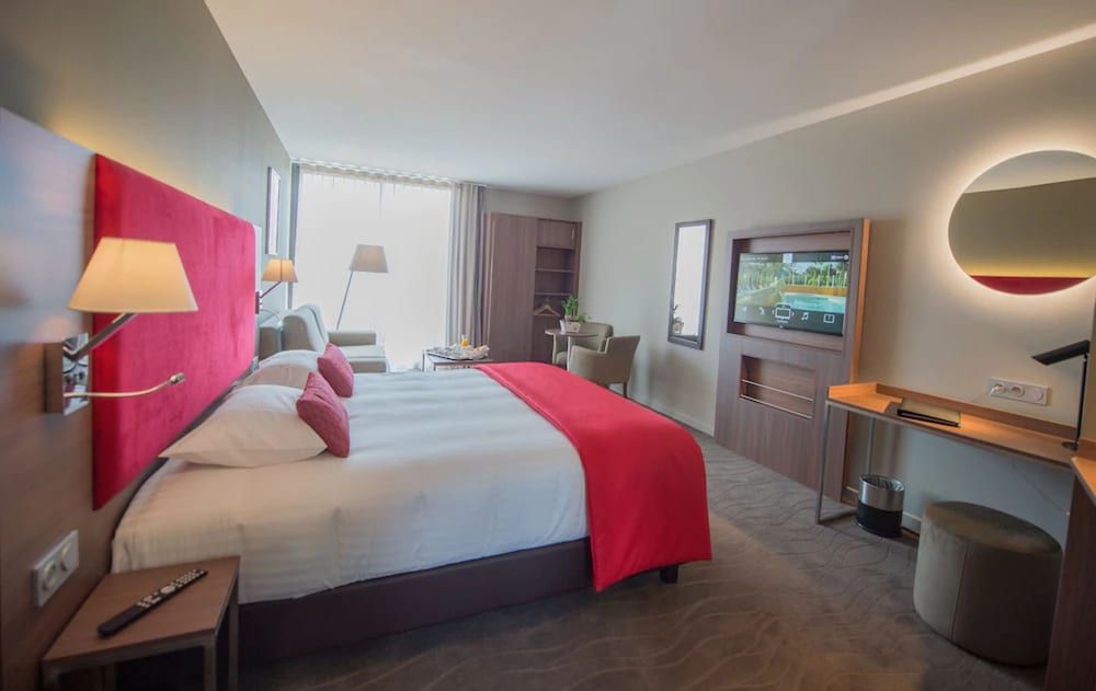 Hôtel Lou Castelet Executive Quadruple Room 2