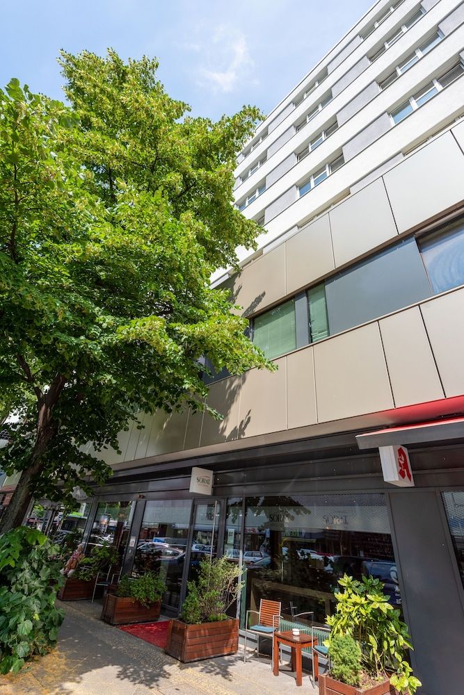 undefined Sorat Hotel Berlin 3