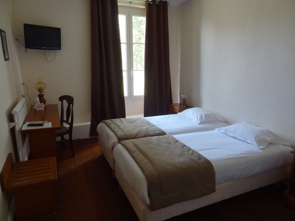 Hostellerie du Pavillon St Hubert Superior Double or Twin Room 3