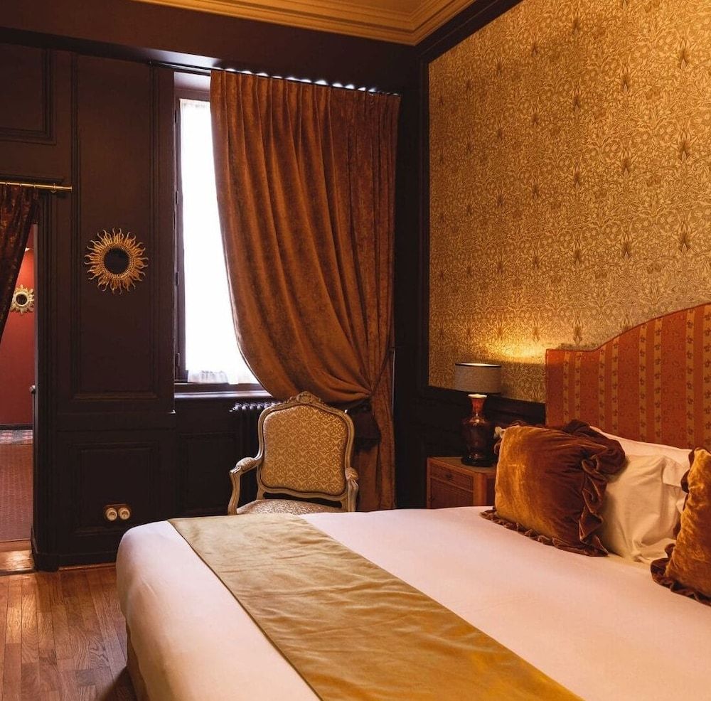 Hôtel Bayard Bellecour Traditional Double Room, Courtyard View 4