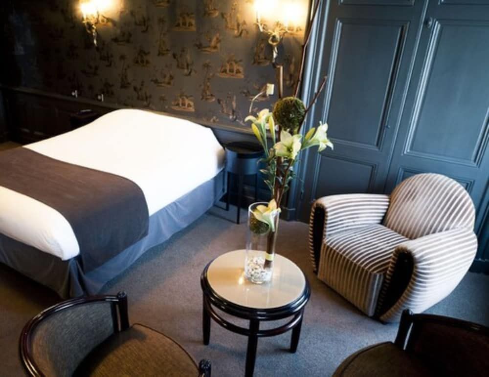 undefined Hôtel Bayard Bellecour 10