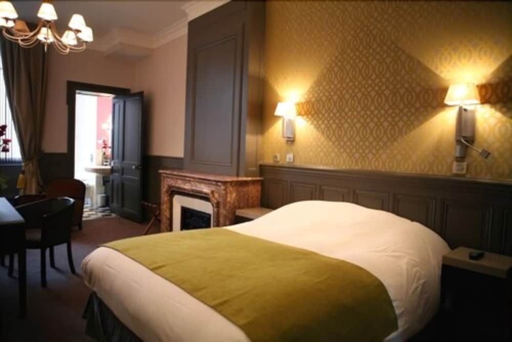 Hôtel Bayard Bellecour Traditional Double Room, Courtyard View 6