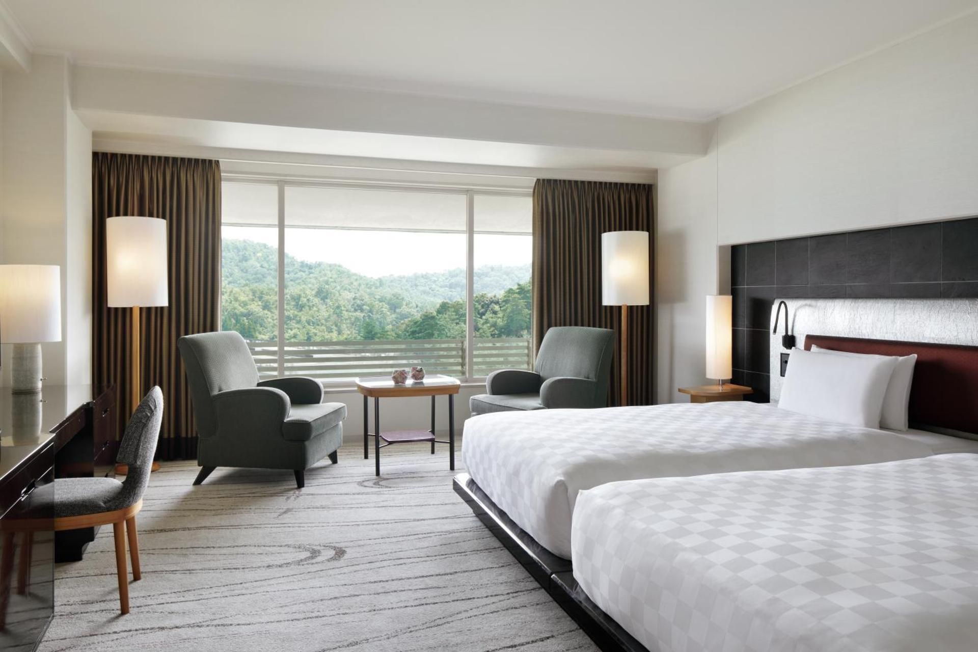Twin Room with Shower - Club Floor