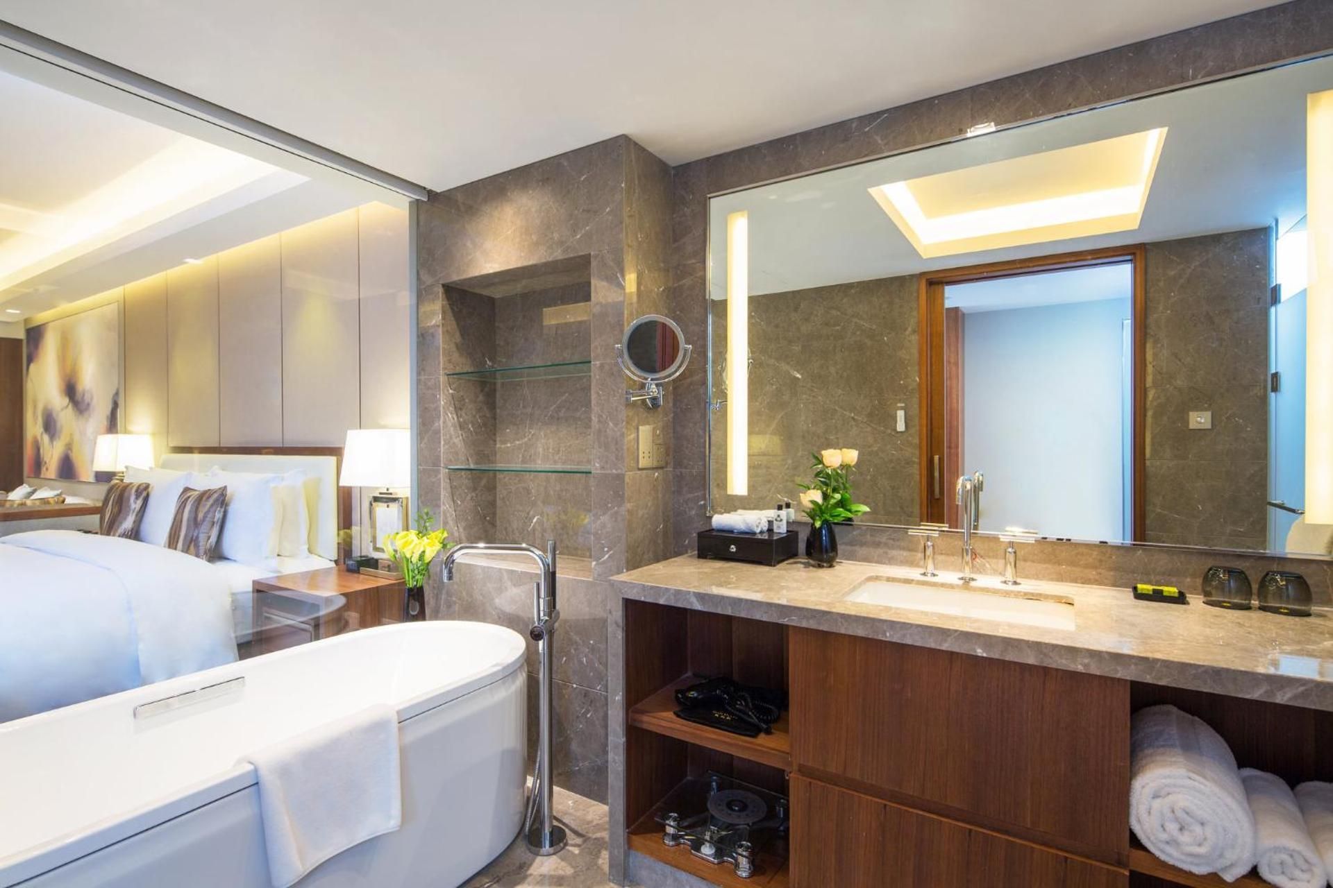 Premium King Room