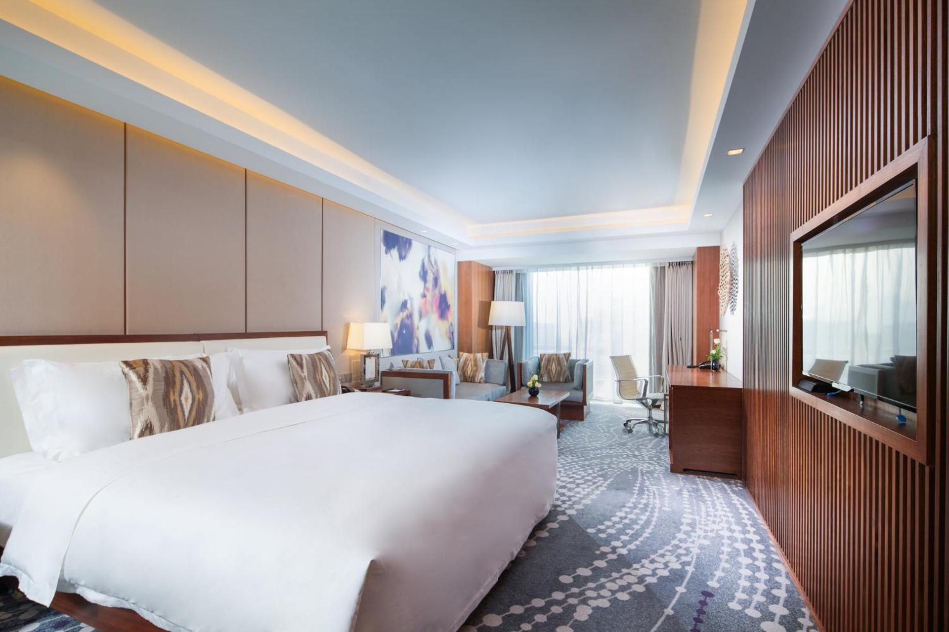 Premium King Room