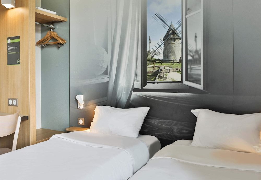 B&B HOTEL LES HERBIERS Twin Room, Non Smoking 4