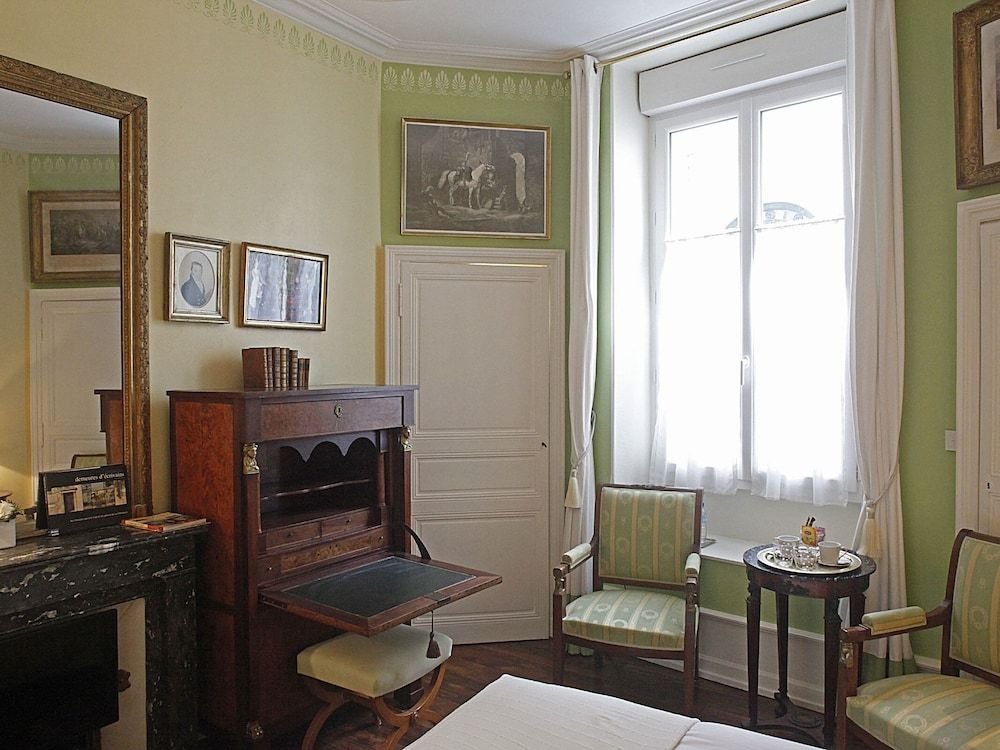 Les Chambres de Mathilde Double Room, Ensuite (La Chambre d'Alexis) 7