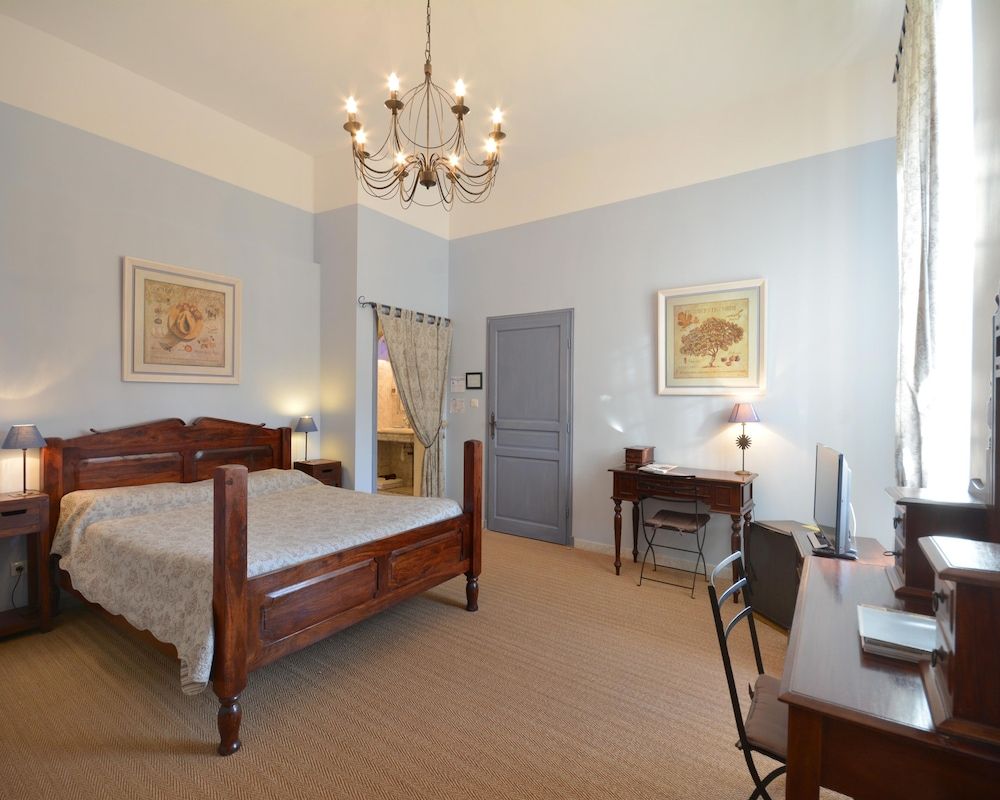 Comfort Double Room, Private Bathroom, Garden View (Lavande)