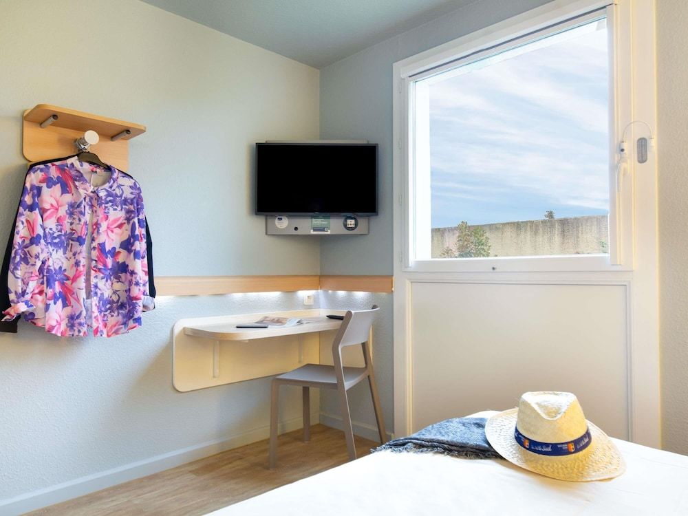 Triple Room, Multiple Beds