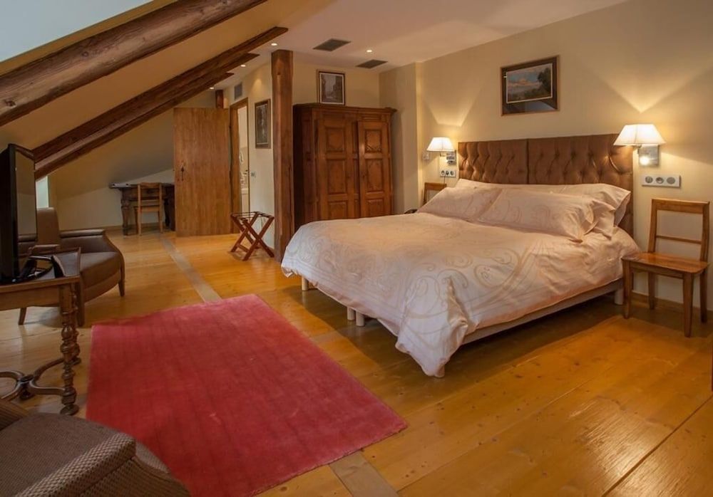 Hotel & Spa Le Bouclier D'Or Deluxe Suite 3