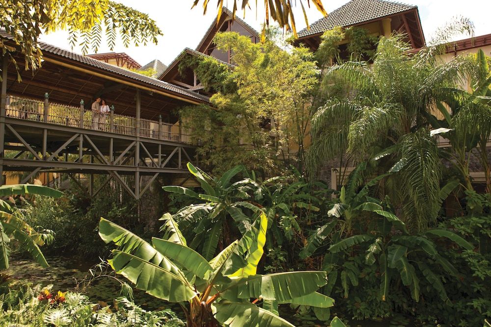 undefined Universal’s Loews Royal Pacific Resort 2