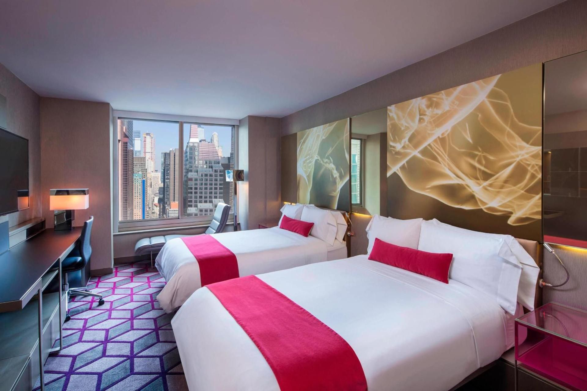 Spectacular Double Room with Two Double Beds - High Floor - Mobility and Hearing Accessible