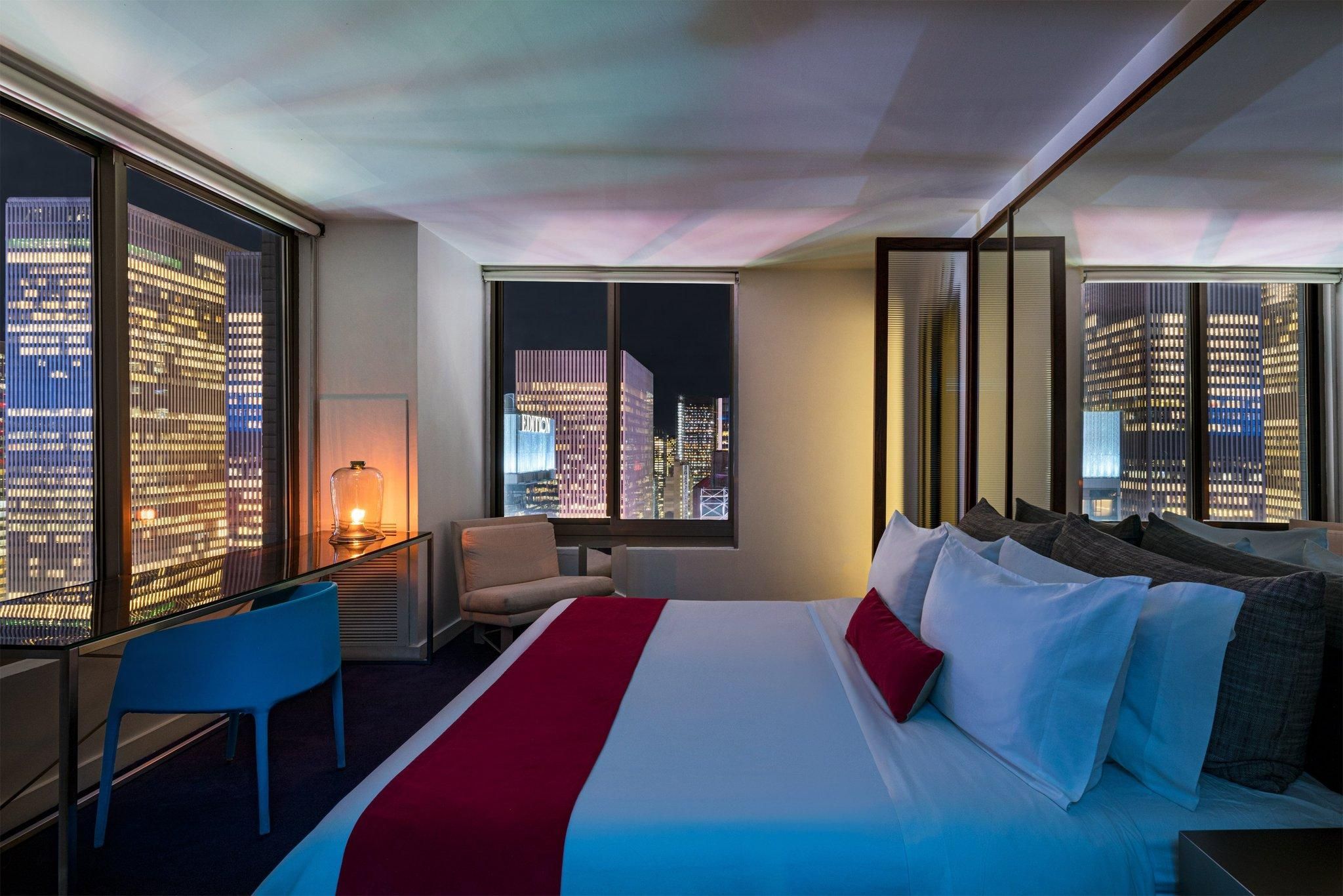 EWOW Two Bedroom Suite, 2 Bedroom Penthouse Suite, Bedroom 1: 1 King, Bedroom 2: 2 Double