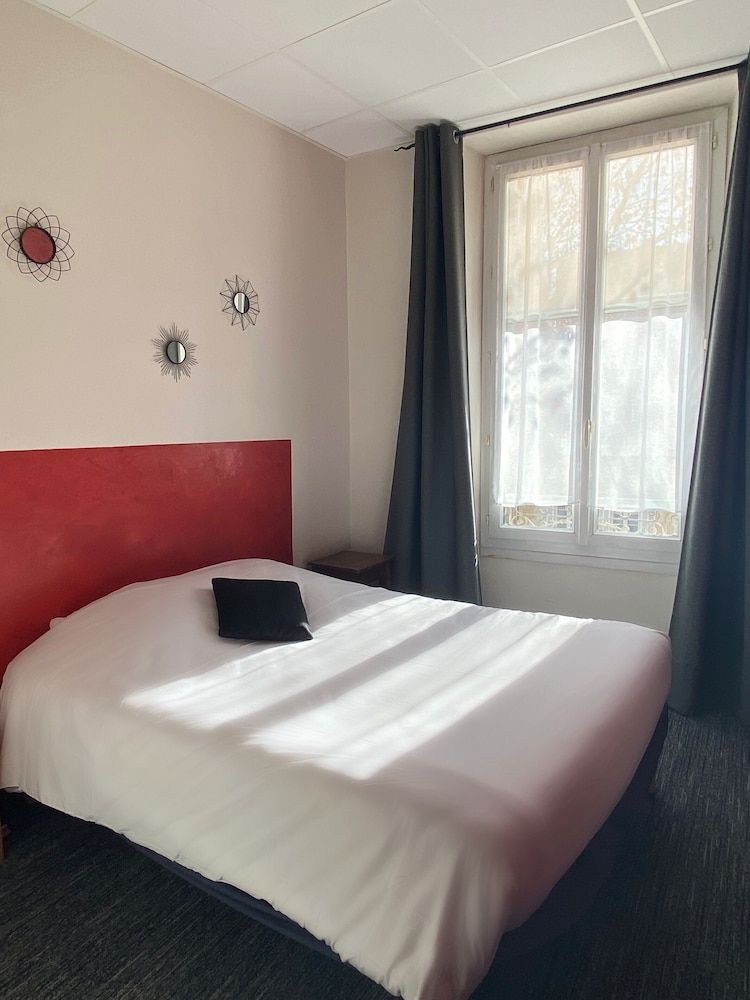 Grand Hôtel De La Poste Economy Single Room 4