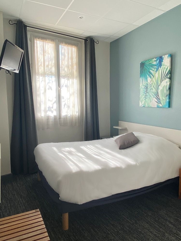 Grand Hôtel De La Poste Economy Single Room 3